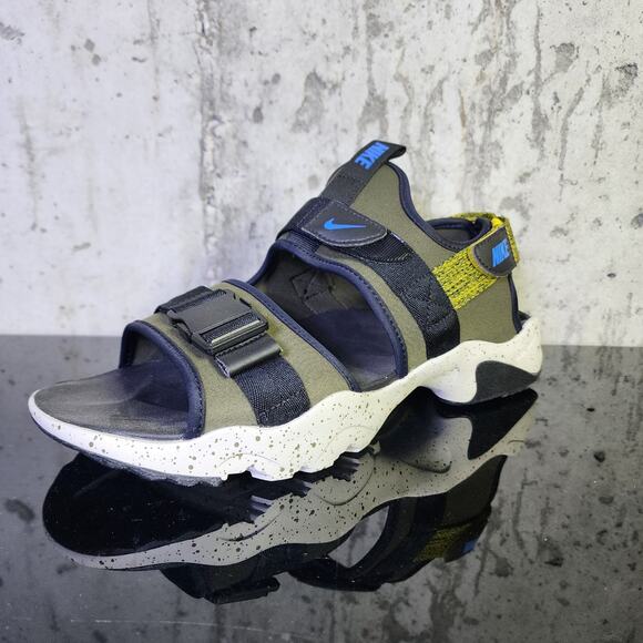 MSRP $75 Nike Canyon Sandal, size 14 - Picture 1 of 5